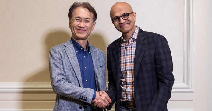 Kenichiro Yoshida, President and CEO, Sony Corporation (left), and Satya Nadella, CEO, Microsoft Kenichiro Yoshida, President and CEO, Sony Corporation (left), and Satya Nadella, CEO, Microsoft