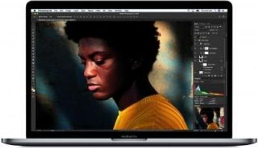 Apple MacBook Pro MR932HN/A Ultrabook (15.4 Inch | Core i7 8th Gen | 16 GB | macOS High Sierra | 256 GB SSD)