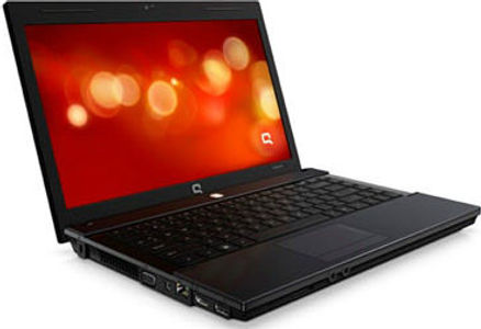 Compaq Presario 420 (WT743PA) Laptop