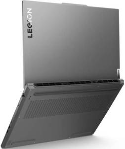 Lenovo Legion 5 15IRX9 (83JJ000DIN) Laptop