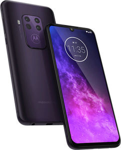 Motorola One Zoom