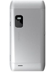 Nokia E7