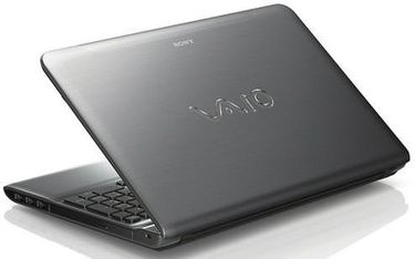Sony VAIO E SVE1511MFX/S Laptop