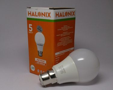 Halonix 5W LED Bulb (White)