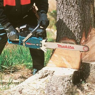 Makita DCS9010 Fuel Chainsaw Price in India