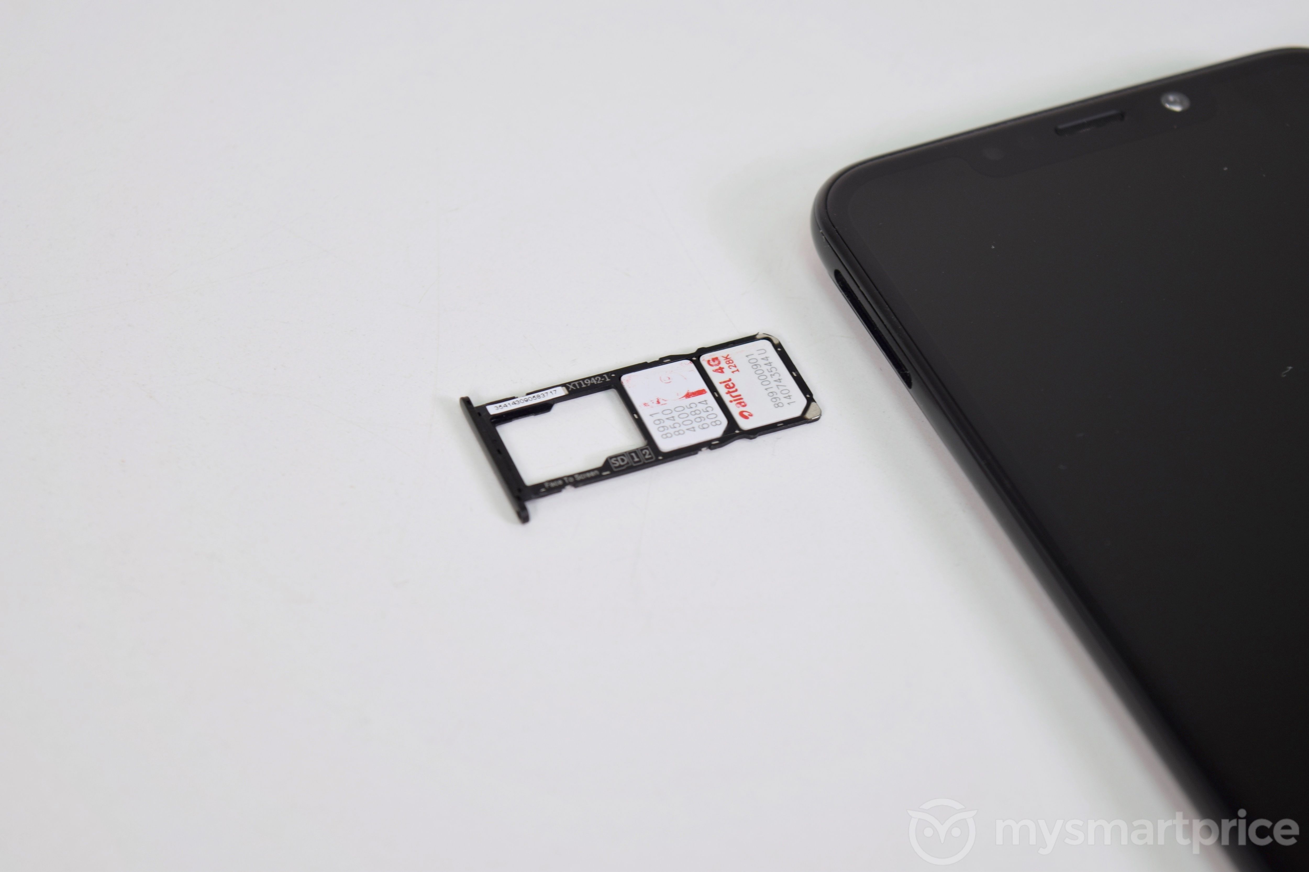 Motorola Moto One Power Dual-SIM & microSD Card Slot
