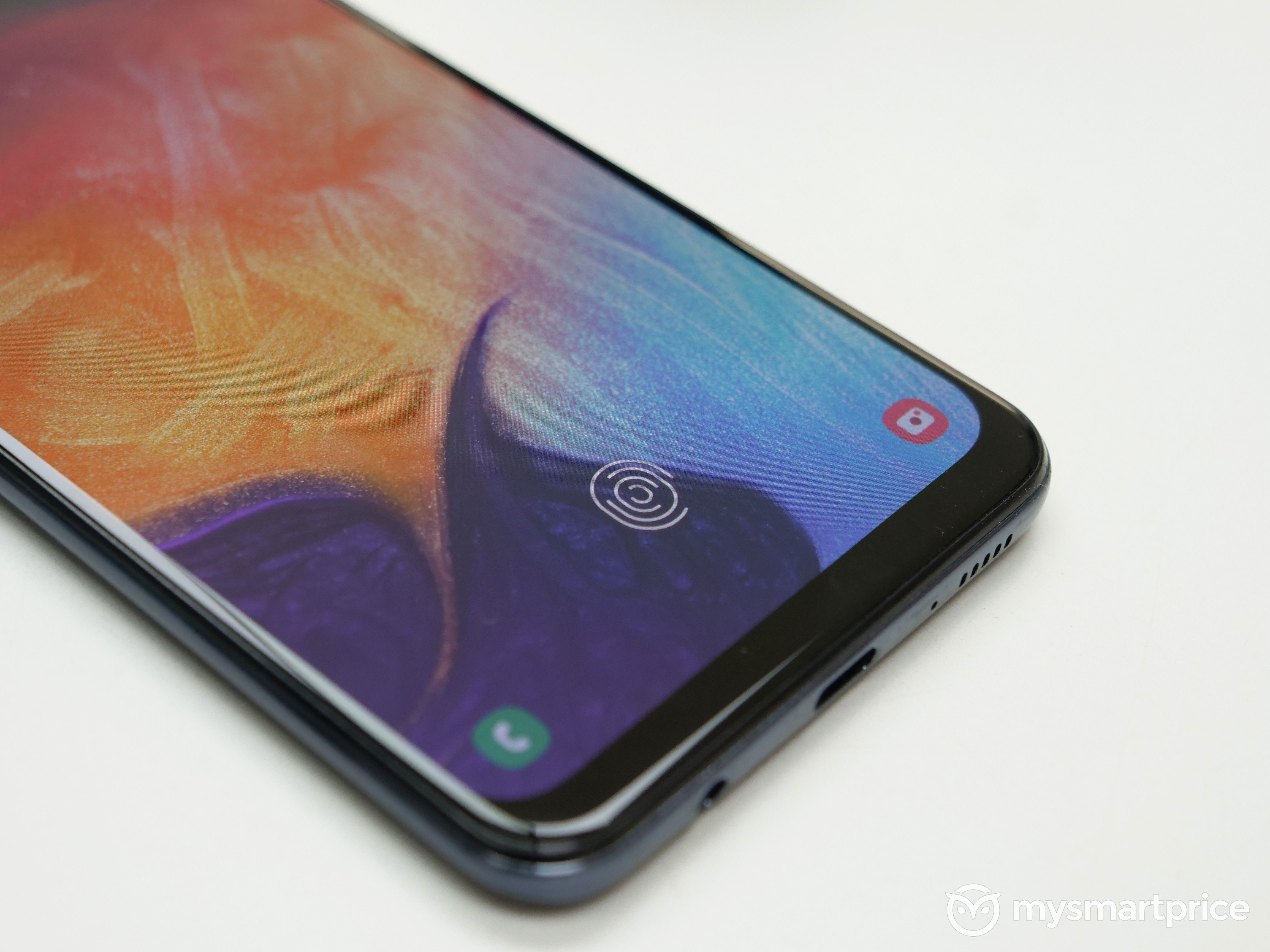 Samsung Galaxy A50 Review In Display Fingerprint scanner