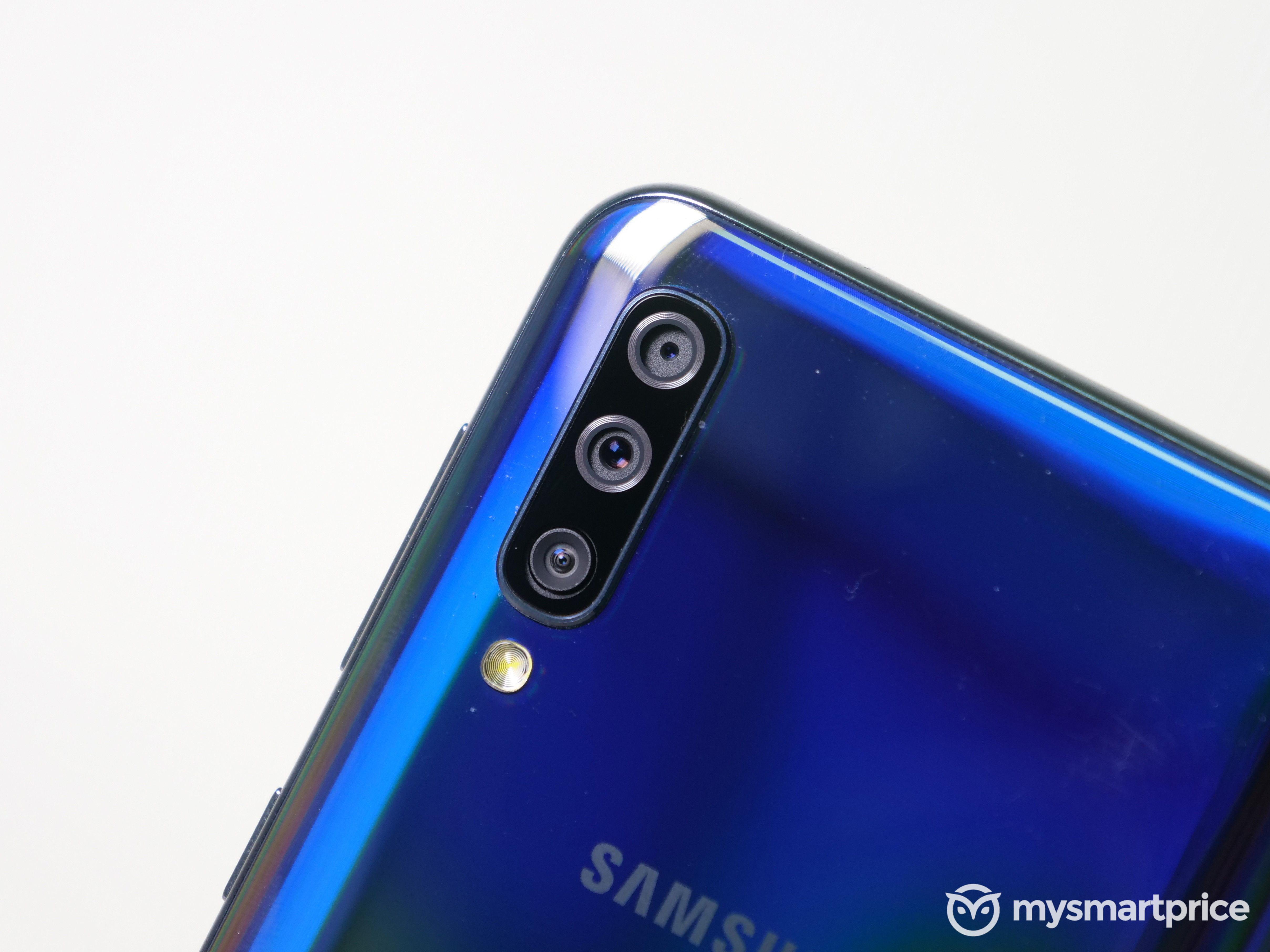 Samsung Galaxy A50 Review 10