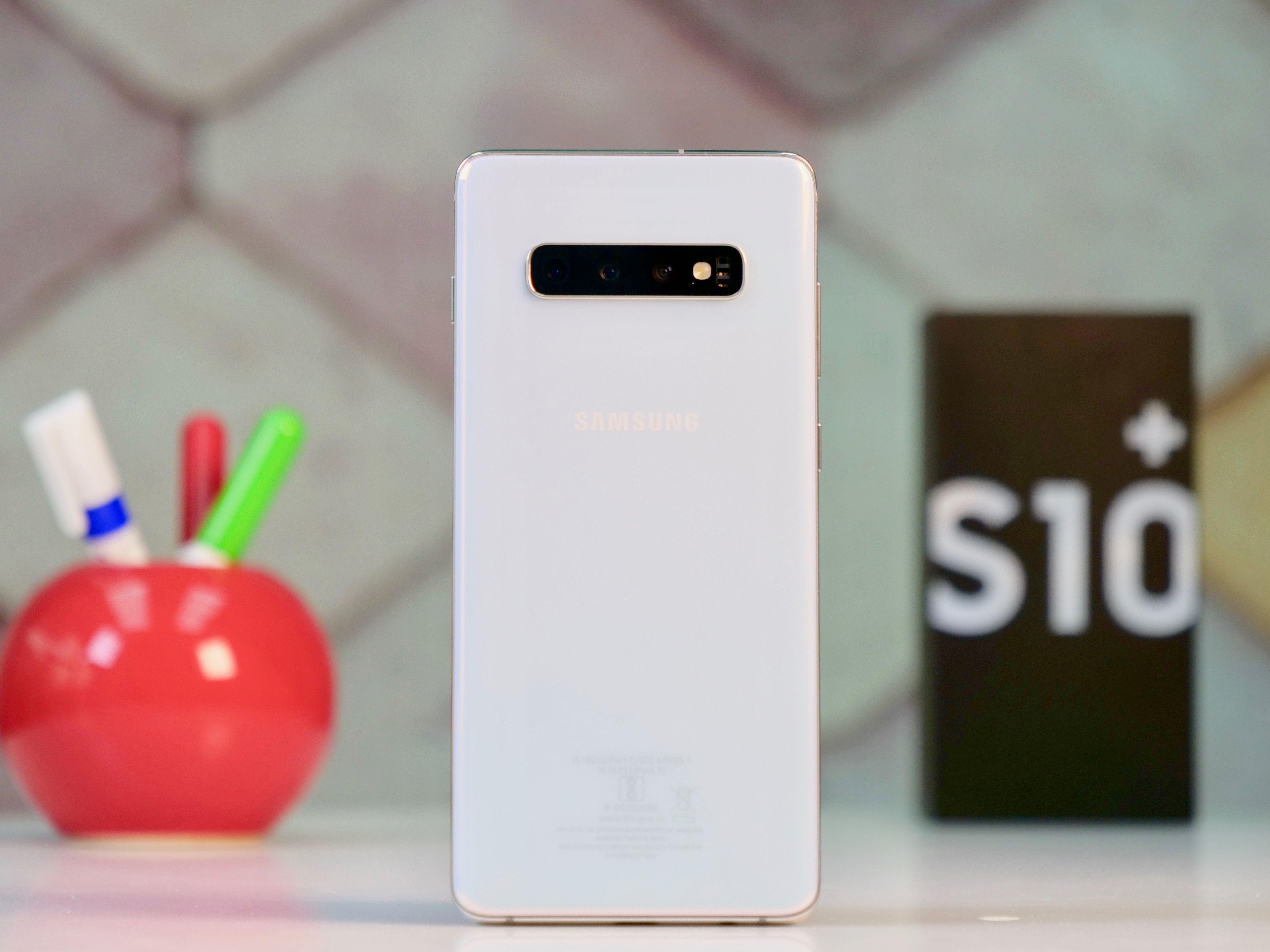 Samsung Galaxy S10 Plus Review: Milestone Before The Next Phase Unfolds -  MySmartPrice