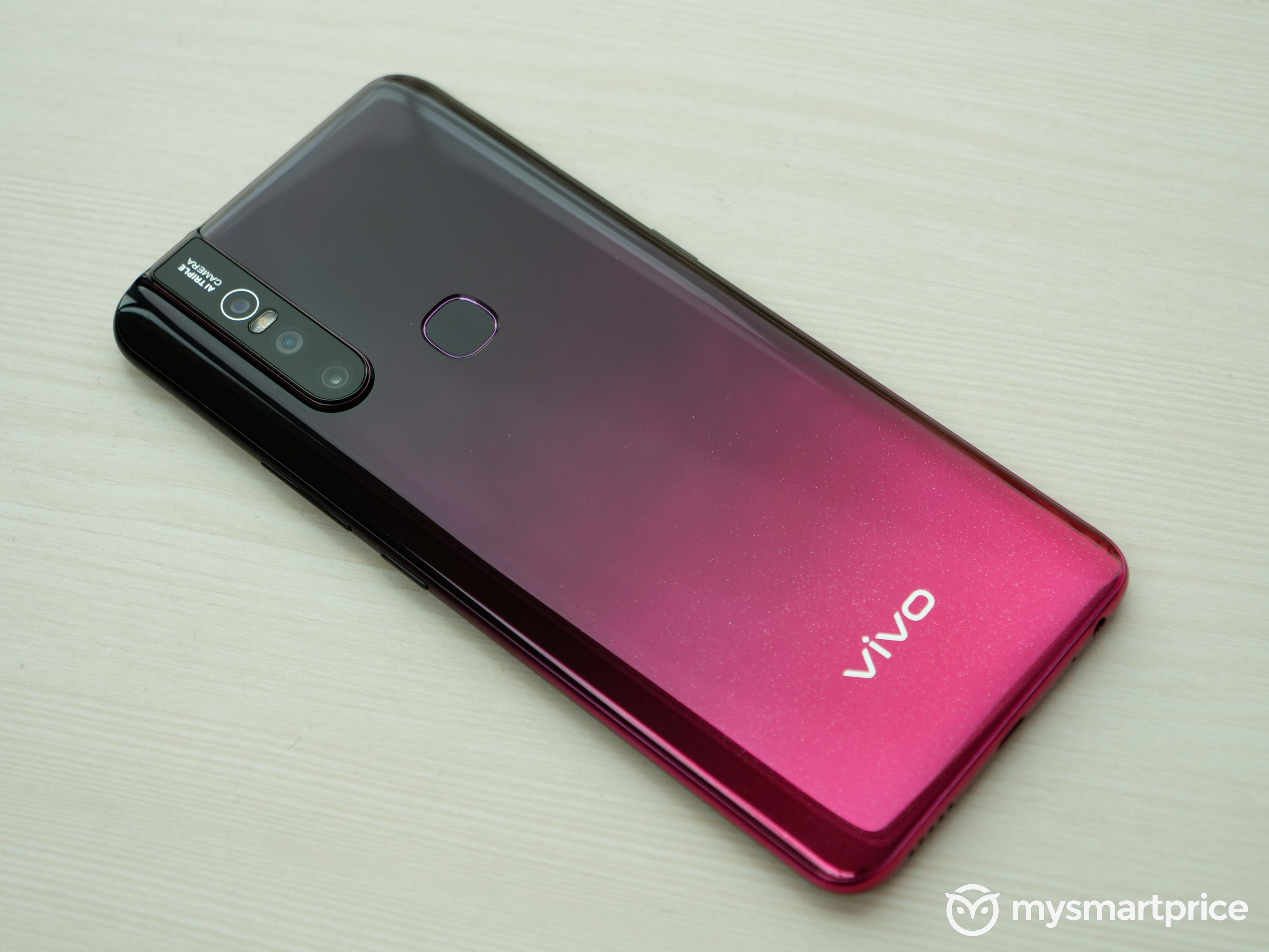 Vivo V15 Gradient Rear Red