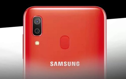 https://assets.mspimages.in/gear/wp-content/uploads/2019/03/Samsung-Galaxy-A30-Red.jpg