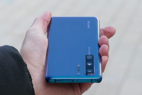 https://assets.mspimages.in/gear/wp-content/uploads/2020/03/huawei-p40-series-prototype-top-1200x9999-1.jpg