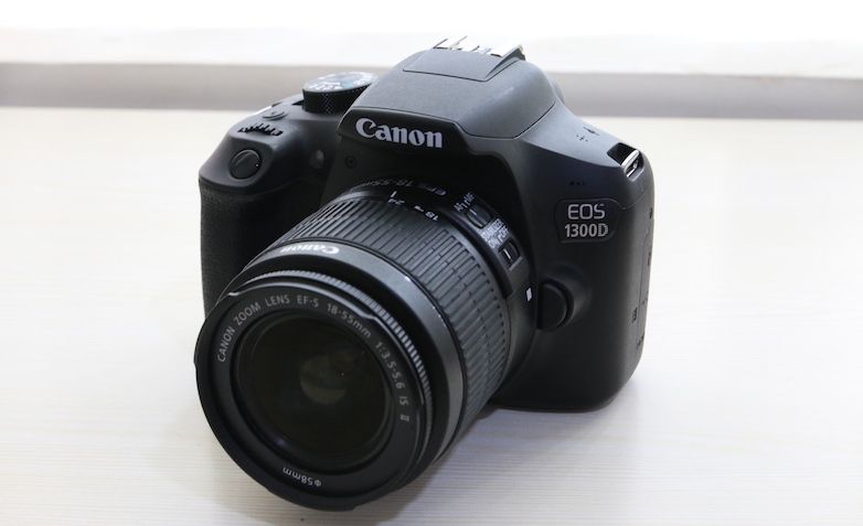 entry level dslr with mic input