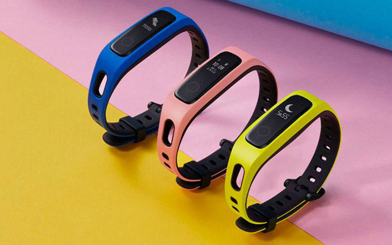 Honor smartwatch 3 vs xiaomi mi hot sale band 3