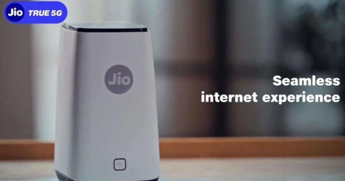 Jio AirFiber vs Airtel Xstream AirFiber 5G wireless routers: Key