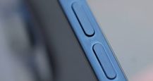 iPhone 15 Pro, 15 Pro Max Might Temporarily Change Colour If Used Without a Case, Warns Apple