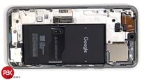 Pixel 8 Teardown Analysis: Easy Screen and Battery Replacements