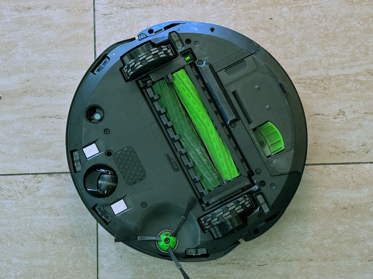 iRobot Roomba j7+ review