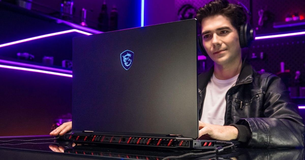 MSI Raider 18 HX AI
