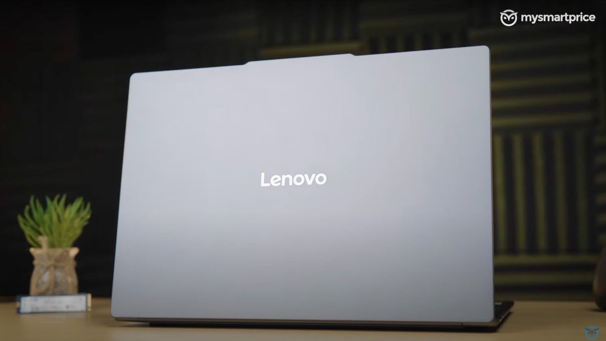 Lenovo Yoga Slim 7i Aura's Design (1)