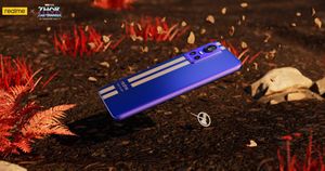 Realme GT Neo 3 Thor Love and Thunder Edition