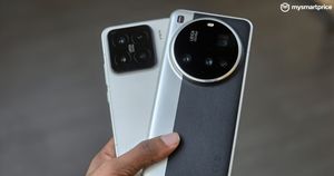 Xiaomi 15 Xiaomi 15 Ultra featured