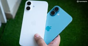 iPhone 16 Plus