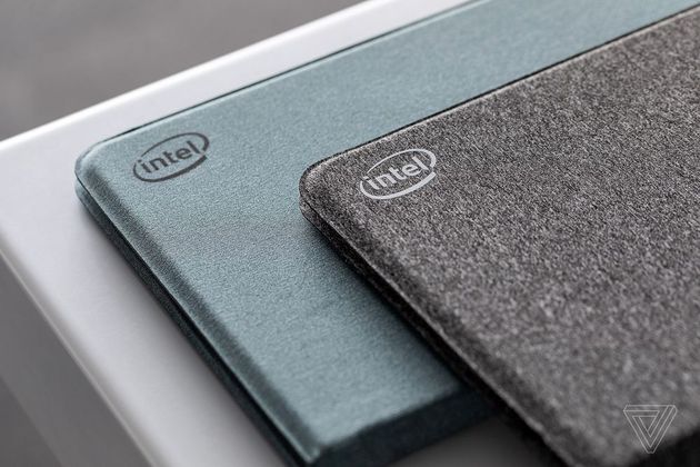 Intel Twin River Fabric Laptop Prototype