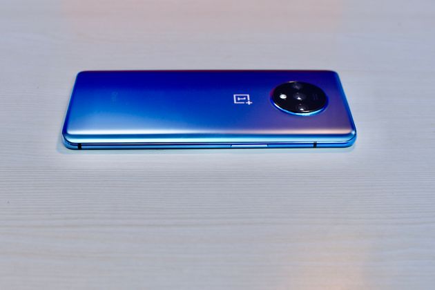OnePlus 7T Volume Buttons