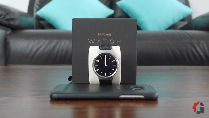 Huawei Watch - Design With Box