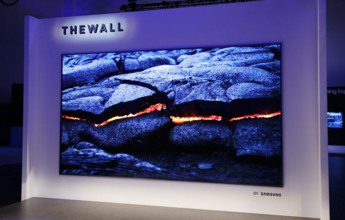 Samsung The Wall MicroLED CES 2018