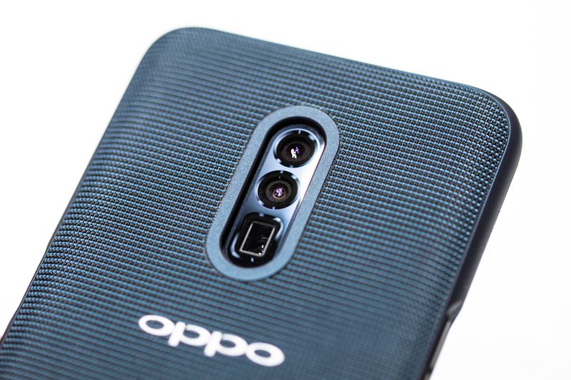 OPPO 10x Optical Zoom Camera Phone Prototype