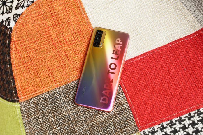 Realme X7(1)
