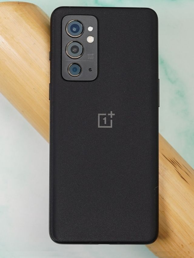 OnePlus 9RT: First Impressions