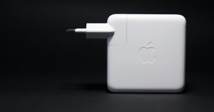 apple_charger_edit