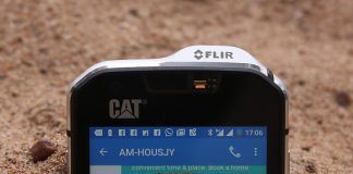 CAT S60 Buried 01