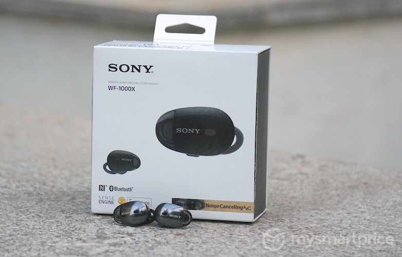 Sony WF-1000X earphones
