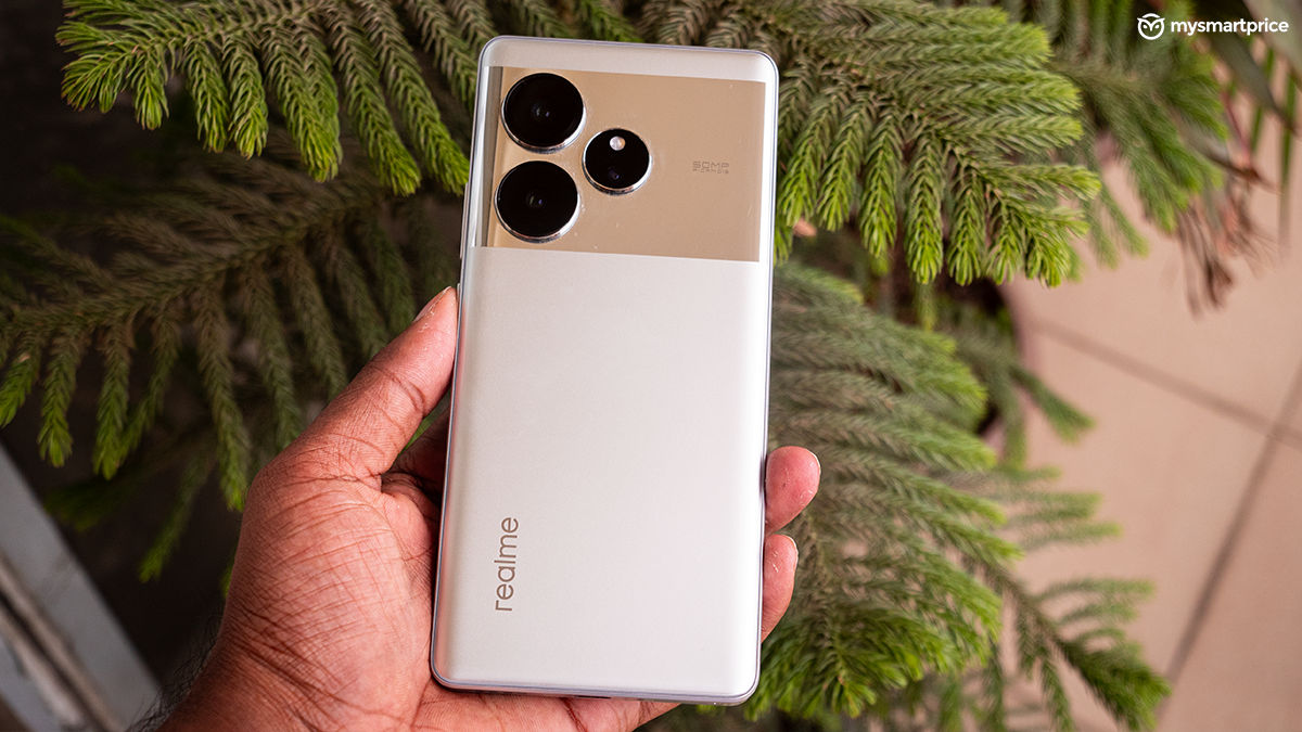 Realme GT 6
